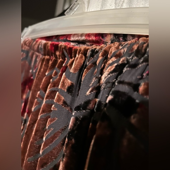 Beautiful vintage velvet Maxi Skirt - Picture 4 of 6
